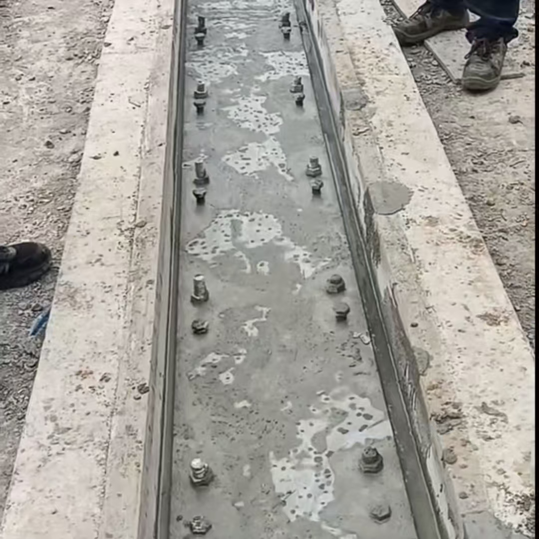 周至港口码头起重机龙门吊重型机械设备稳固用早强快凝轨道胶泥